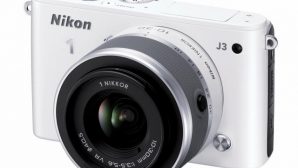 Компактные камеры Nikon 1 J3 и Nikon 1 S1