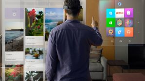 Майкрософт рассекретил первые реальные сценарии работы с HoloLens, а американцы создали альтернативу компьютерной «мыши»