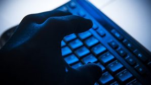 Хакерская группировка Sednit похищала данные с компьютеров, изолированных от интернета
