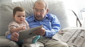 Пожилые люди Великобритании все чаще пользуются интернетом