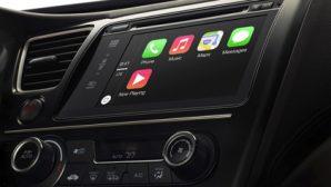 Apple представила зрителям CarPlay