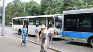 В Алматы 7 человек пострадали в ДТП с автобусом и троллейбусом