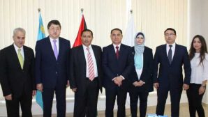 Первые в истории политические консультации Казахстана и Палестины прошли в Рамалле