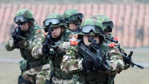 Китай разработал лазерное оружие для борьбы с террористами