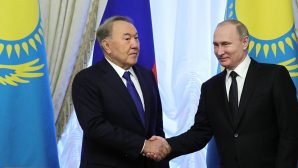 Владимир Путин поздравил Нурсултана Назарбаева с 25-летием дипломатических отношений