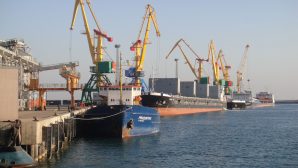 В порту Курык при строительстве морского комплекса погиб рабочий