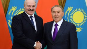 Назарбаев и Лукашенко подписали ряд документов о сотрудничестве