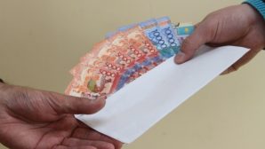 Заместителя акима Усть-Каменогорска подозревается в получении взятки