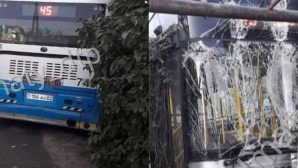 Автобус в Алматы врезался в газопровод
