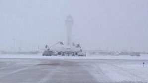 США: из-за снежной бури отменены сотни авиарейсов
