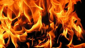 Центр травматологии горел в Караганде: пациентов на носилках выносили