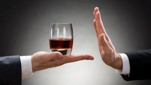 Медики объяснили, на чем основан новый способ борьбы с алкоголизмом