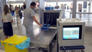 До 10 мая продолжат тщательно обыскивать в аэропортах Казахстана