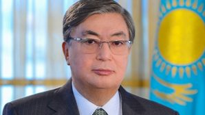 Президент Казахстана заявил о необходимости смены алфавита в стране
