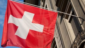 В Швейцарии начали приплачивать за взятые кредиты