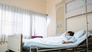 Казахстанцы слишком много лежат в больницах - Минздрав