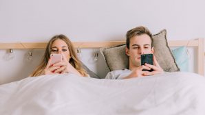 Ученые: использование смартфонов вызывает истощение и плохой сон
