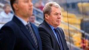 Хоккей: легендарный тренер Сергкй Могильников вернулся в Казахстан