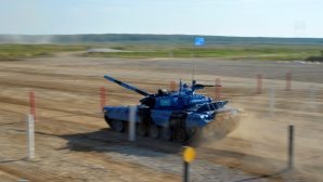 Танковый биатлон: казахстанские танкисты финишировали первыми в своем заезде