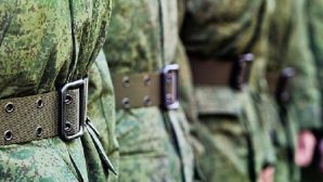 Как выглядели российские звезды во время службы в армии