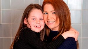 7-летняя девочка спасла матери жизнь благодаря видеоролику на YouTube