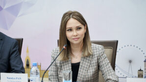 В парламенте Казахстана станет больше женщин и молодежи