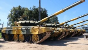 Казахстанские танкисты готовят технику для первого заезда «Танкового биатлона»