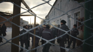 100 место в мировом рейтинге по числу заключенных занимает Казахстан