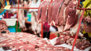 Из-за закрытия скотных рынков в Казахстане подорожает мясо
